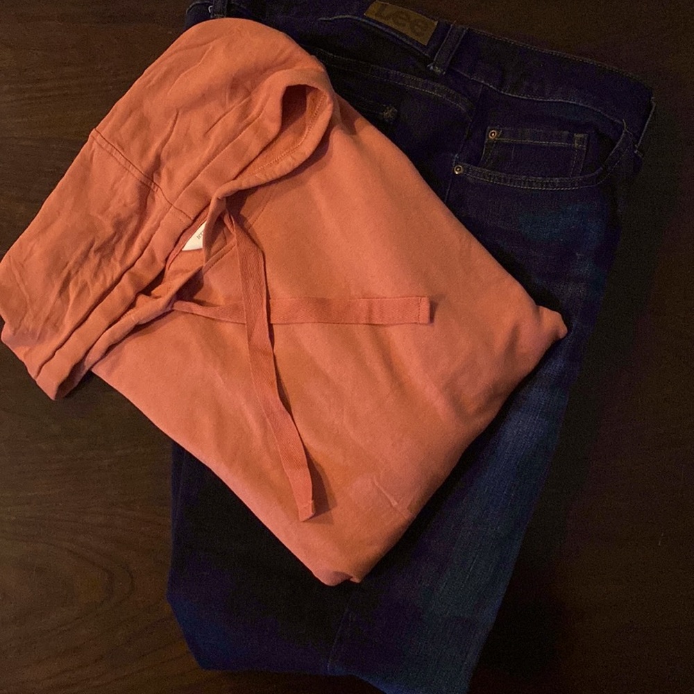 NEW WOMENS PLUS OUTFIT